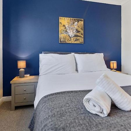 4Br Townhouse Wbalcony Free Parking Fast Wi-Fi Villa NWI Dış mekan fotoğraf