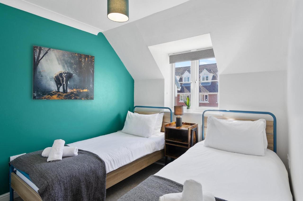 4Br Townhouse Wbalcony Free Parking Fast Wi-Fi Villa NWI Dış mekan fotoğraf