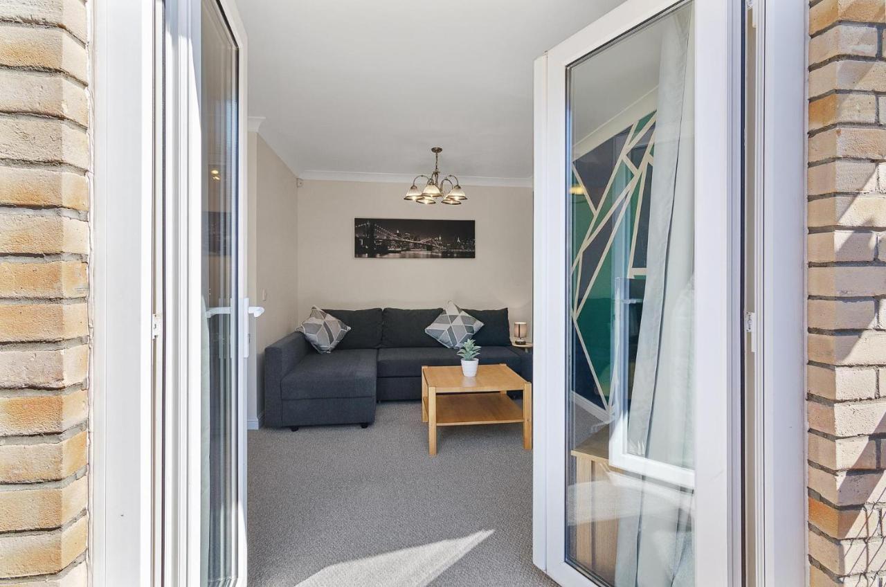 4Br Townhouse Wbalcony Free Parking Fast Wi-Fi Villa NWI Dış mekan fotoğraf